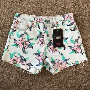 LEVIS 501 HIGH RISE FLORAL SHORTS